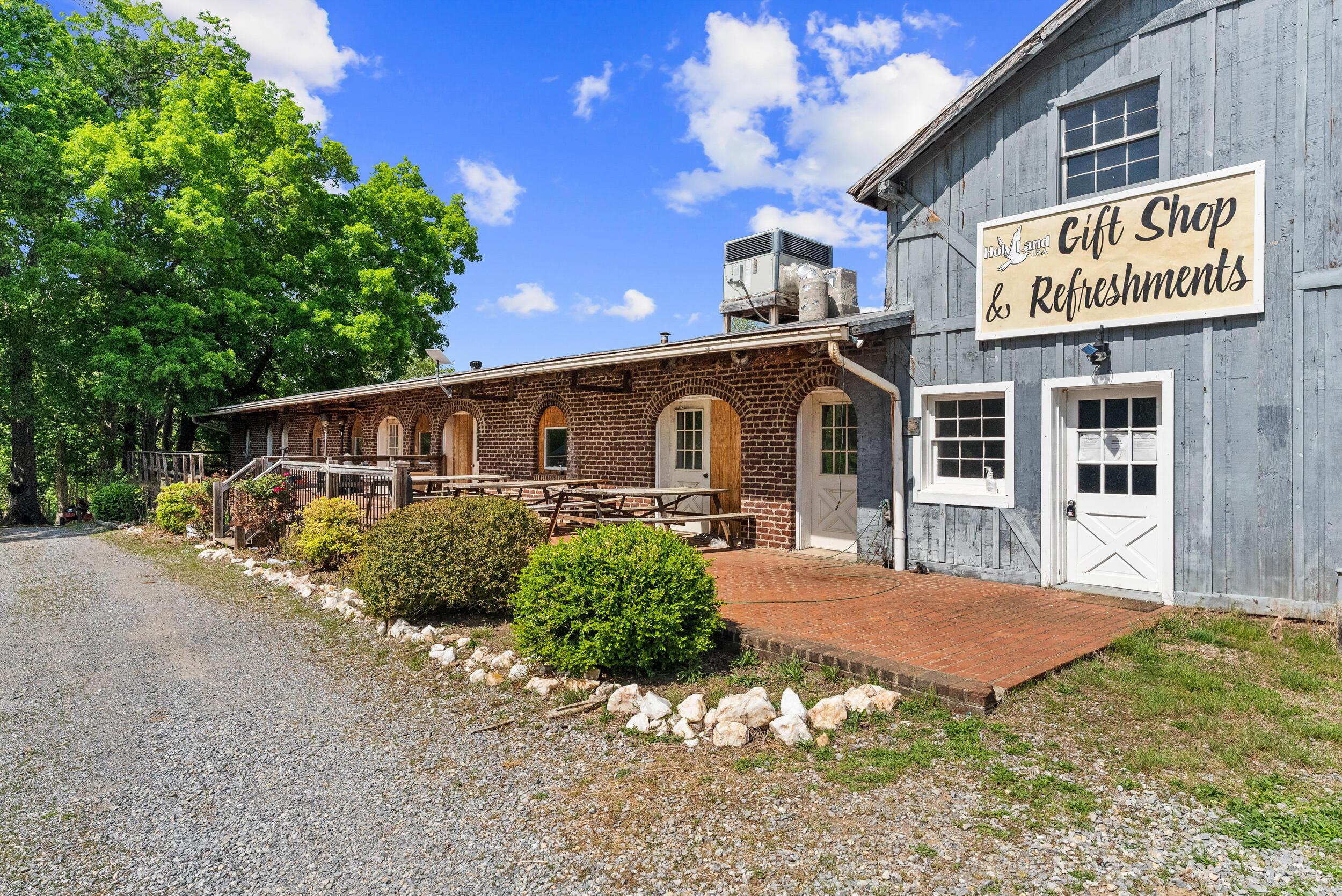 Image 2: 4067 dickerson mill rd_002