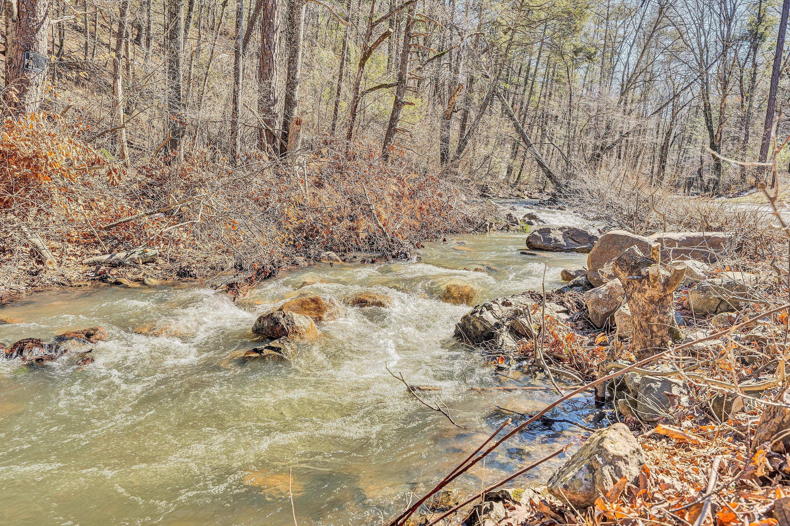 Image 4: 04-SGP-00273