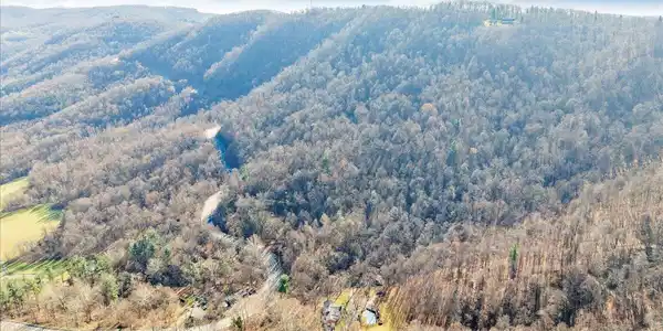 Image 4: 04-DJI_20251119131554_0002_D