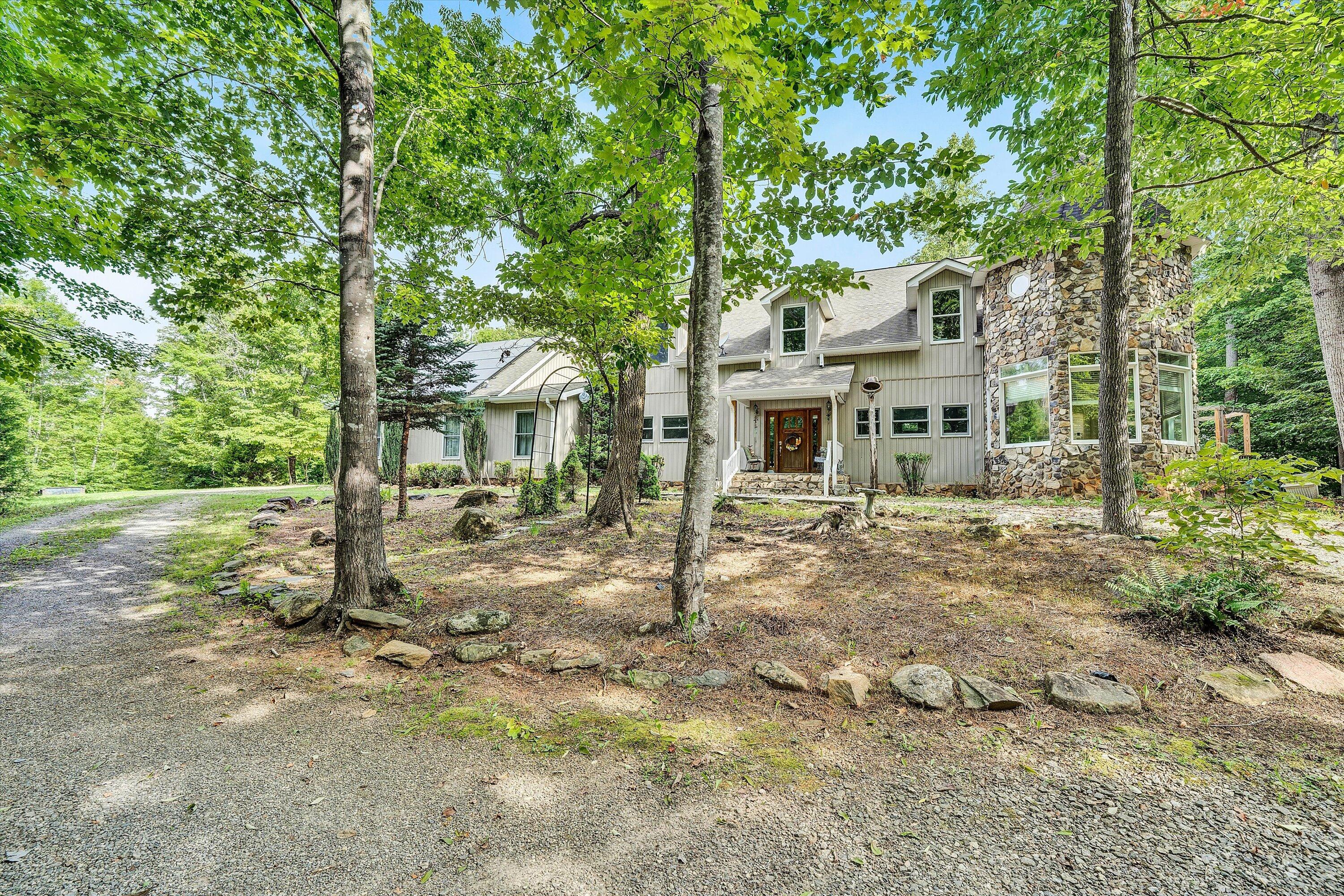 Image 1: 04-DSC00001