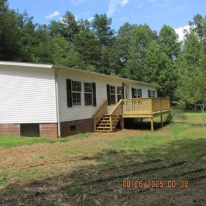 204 Chestnut Oak LN