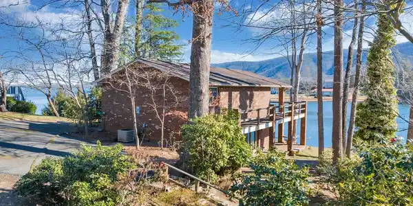 188 Hardy CT