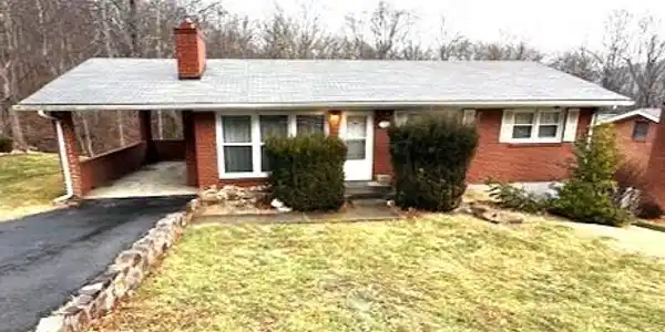 607 Heatherton DR