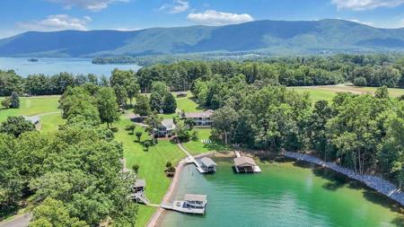 6015 Smith Mountain RD