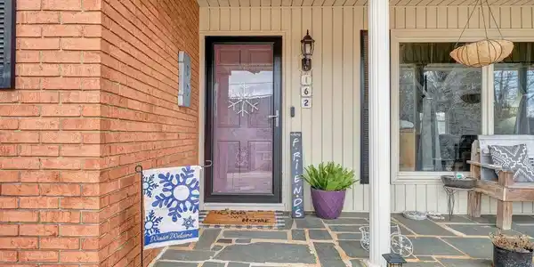 Image 3: 5