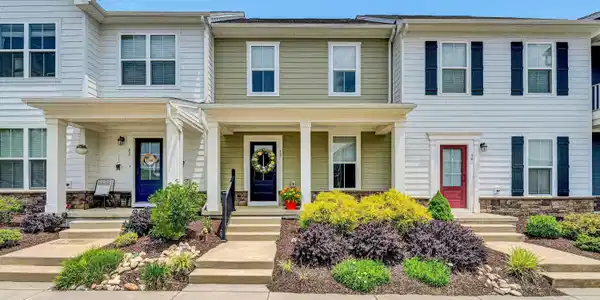 58 Colony Avenue AVE