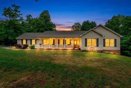 1254 Riverbend DR