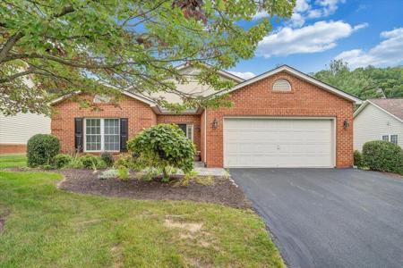 3908 Parkway Place DR