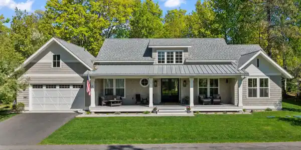 306 Eskridge Place
