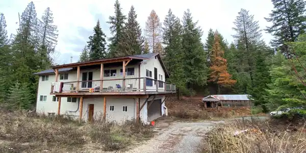 696 Raven Ridge