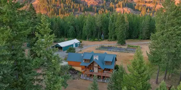 58250 Hwy 200