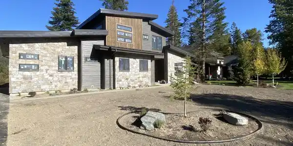 223 N Idaho Club Dr.