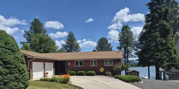 419 Campbell Point Road