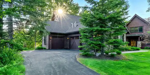 52 Waterdance Way