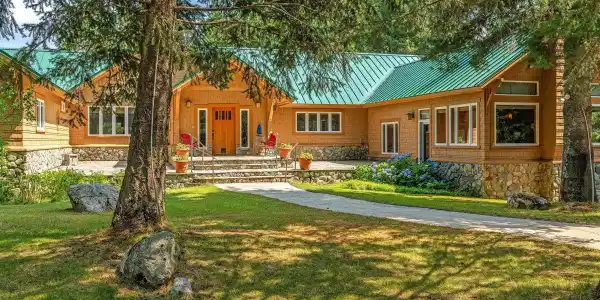 2672 / 2668 Merril Martin Rd