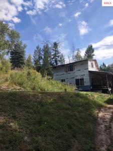 1516 Round Mtn Road