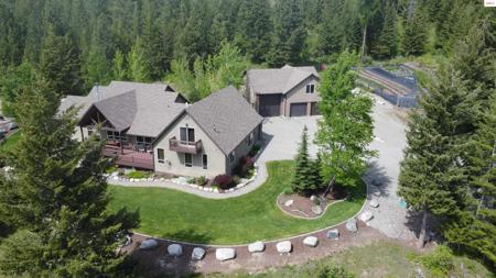 558 Grouse Hill Road