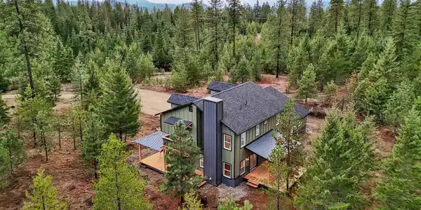 81 Angelina WAy
