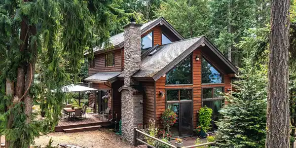 23 W Bay Wood Lane