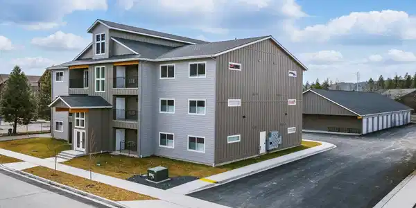 424 Olive Ave #302