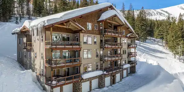 128 Mogul Hill #303