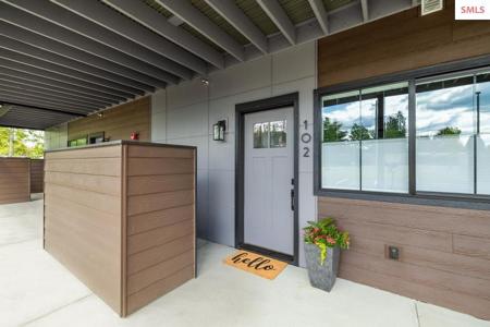 50 Carnelian Ave 102