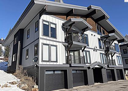 155 Crystal Springs #402