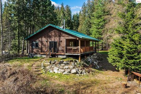 77 Fall Creek Road