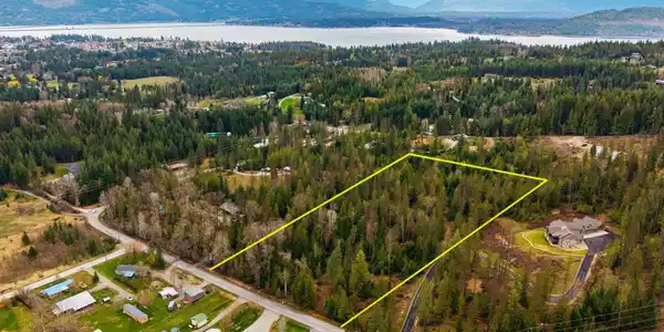 NNA W Pine - Lot 2