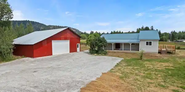 193 N Riley Creek Rd