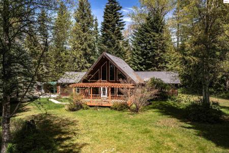 608 Meadowlark Lane