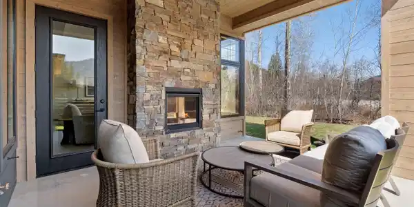 151 Oxbow Rd