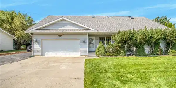 170 Kootenai Bay Rd
