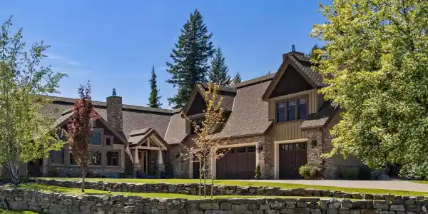 110 Wright Court
