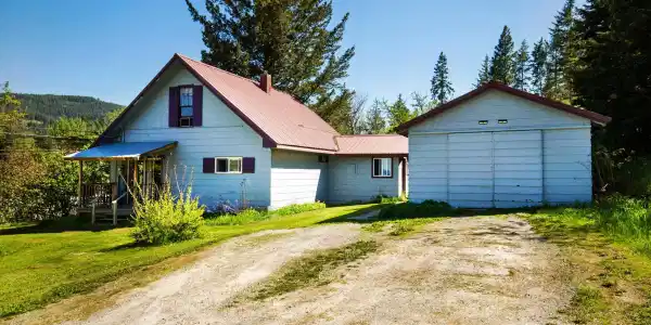 50 Smokehouse Rd