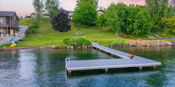 712 Ponder Point Dr