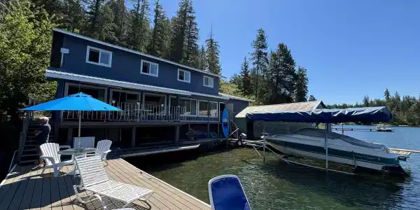 250 E Bottle Bay Rd