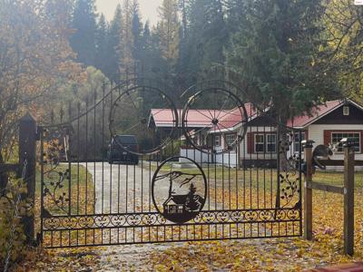 84 Highland Flats Rd.