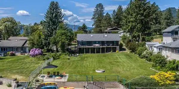 475 Campbell Point Rd