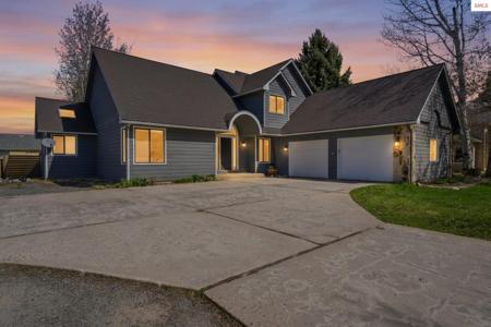 611 Ponder Point Dr