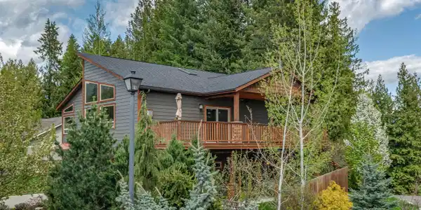 4110 Burns Court