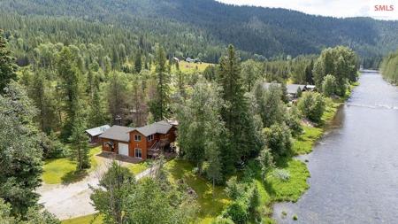 5574 Moyie River road