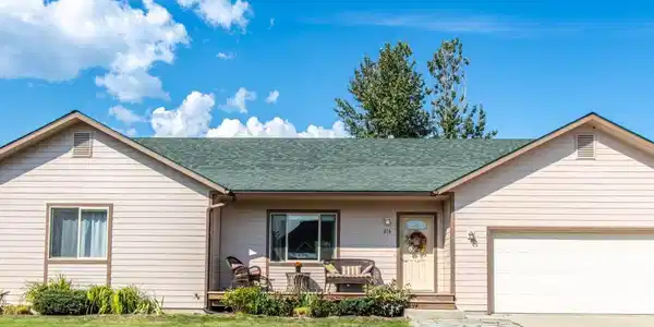 213 Brittany Loop