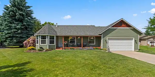 67 Spur Dr