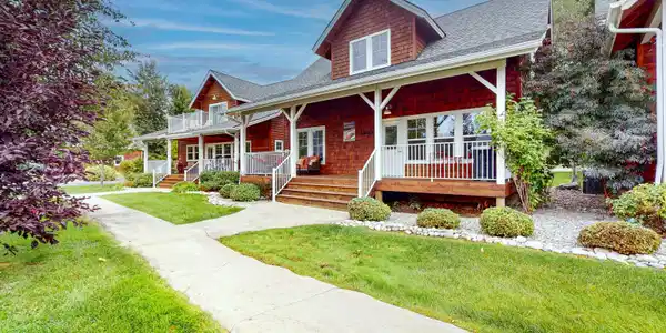 228 Pomrankey Ln