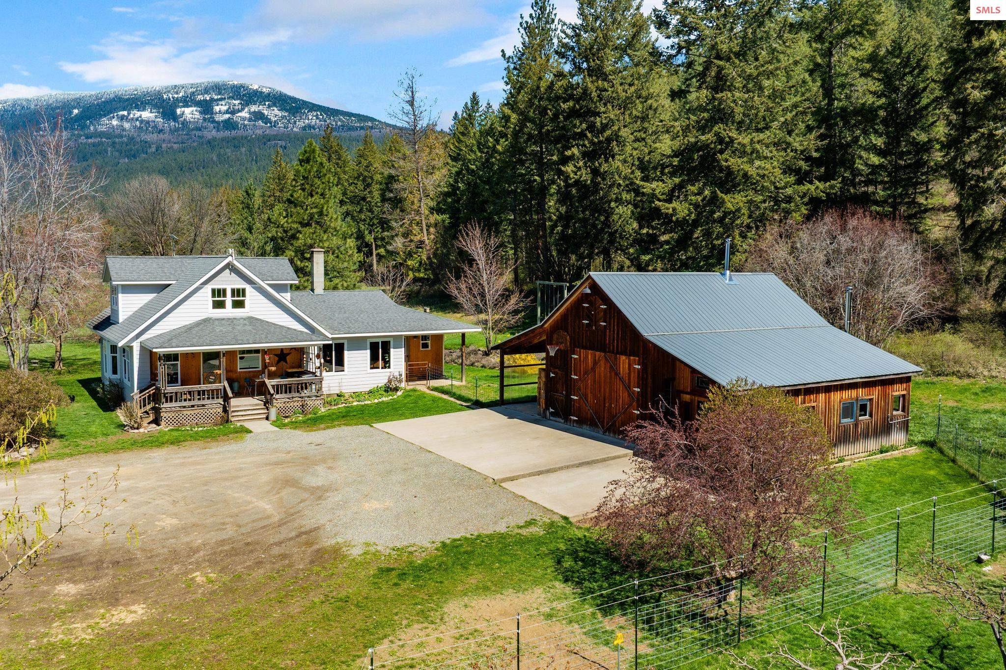 Image 3: Welcome to 275 Curless Rd Bonners Ferry located in the North Idaho Banana Belt.