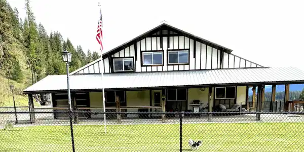 1870 Hwy 57