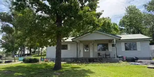 26876 Farm Rd 1170