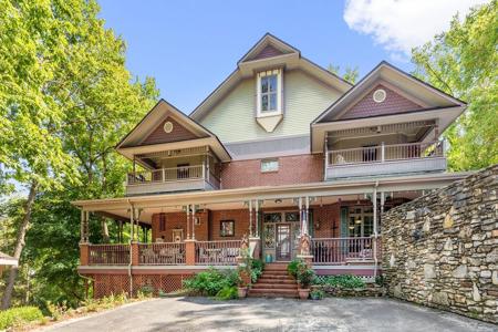 46 Hillside Avenue