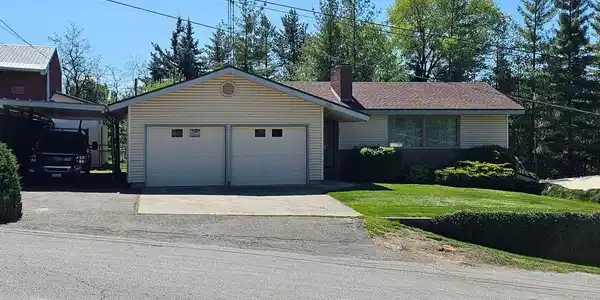 960 E Astor Ave